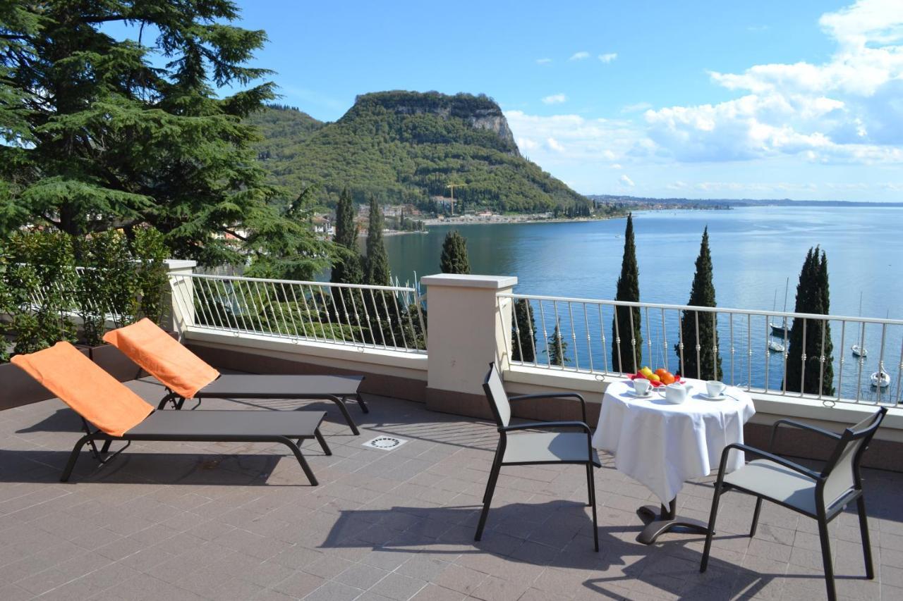 Hotel Excelsior Le Terrazze Garda  Dış mekan fotoğraf